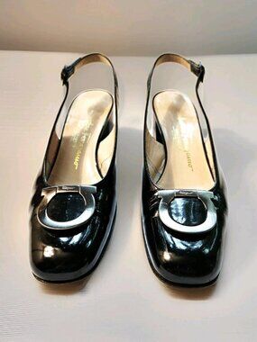 Salvatore Ferragamo Black Patent Pumps Size 8 AAA (A3) Vintage Slingback Heels